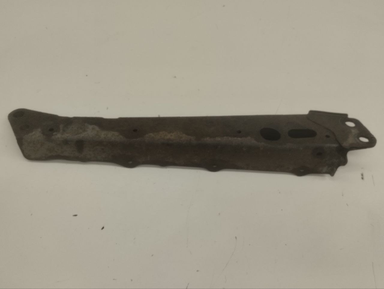 Балка передняя продольная Toyota Auris (E150) 2006-2012