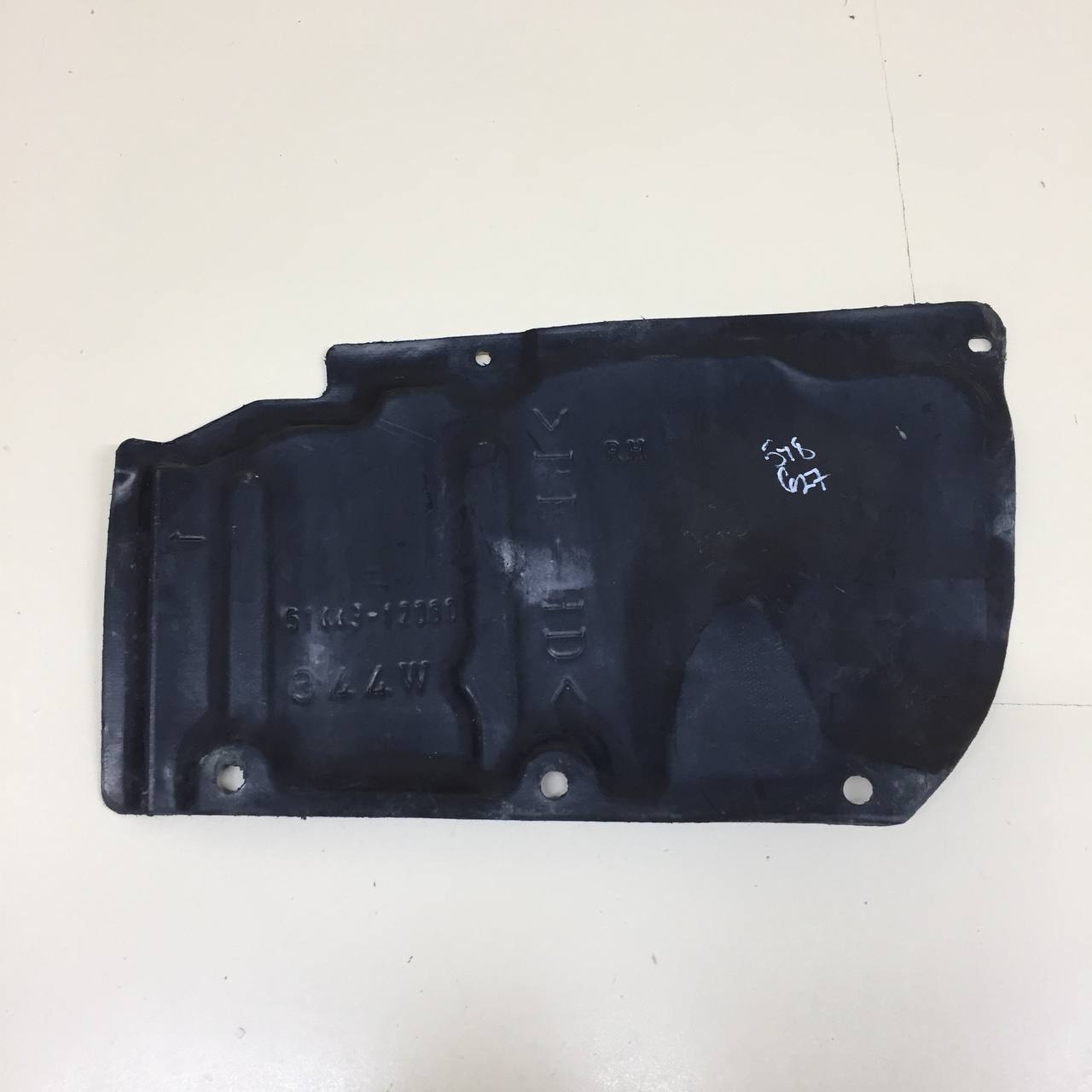 Пыльник двигателя нижний правый Toyota Corolla E150 2006-2013 Пыльник двигателя нижний правый Toyota Corolla E150 2006-2013