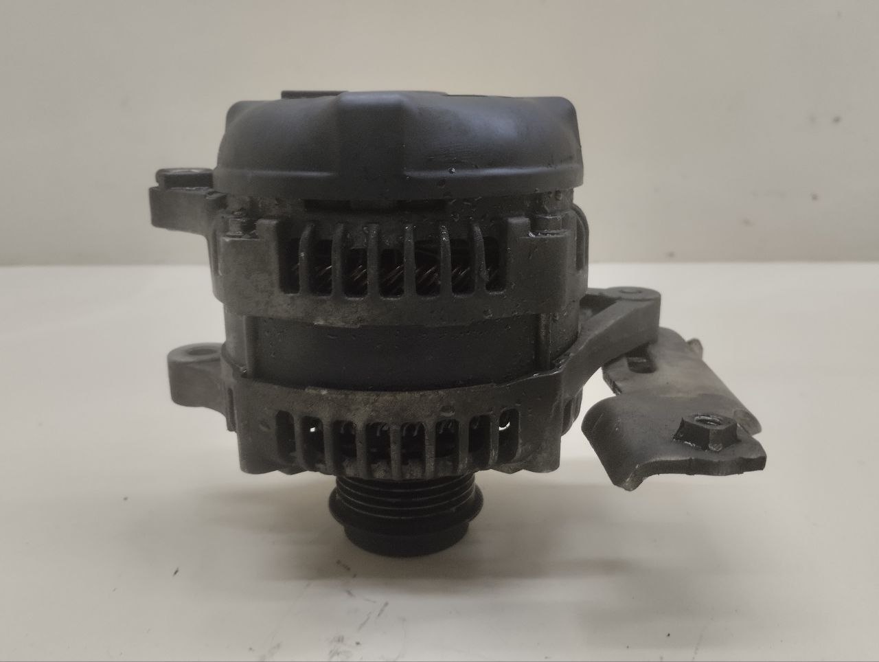 Генератор Toyota Corolla E150 2006-2013