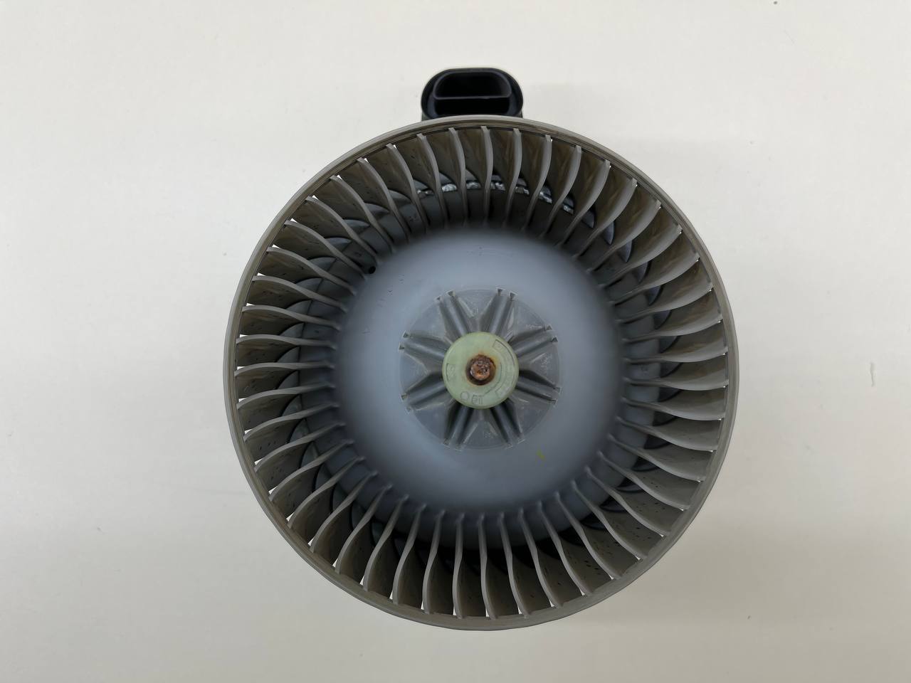 Моторчик отопителя Toyota Rav 4 (A30) 2006-2013 Моторчик отопителя Toyota Rav 4 (A30) 2006-2013