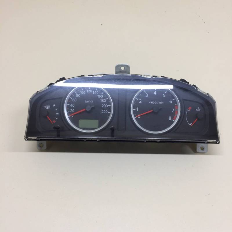 Панель приборов Nissan Almera (N16) 2000-2006 Панель приборов Nissan Almera (N16) 2000-2006