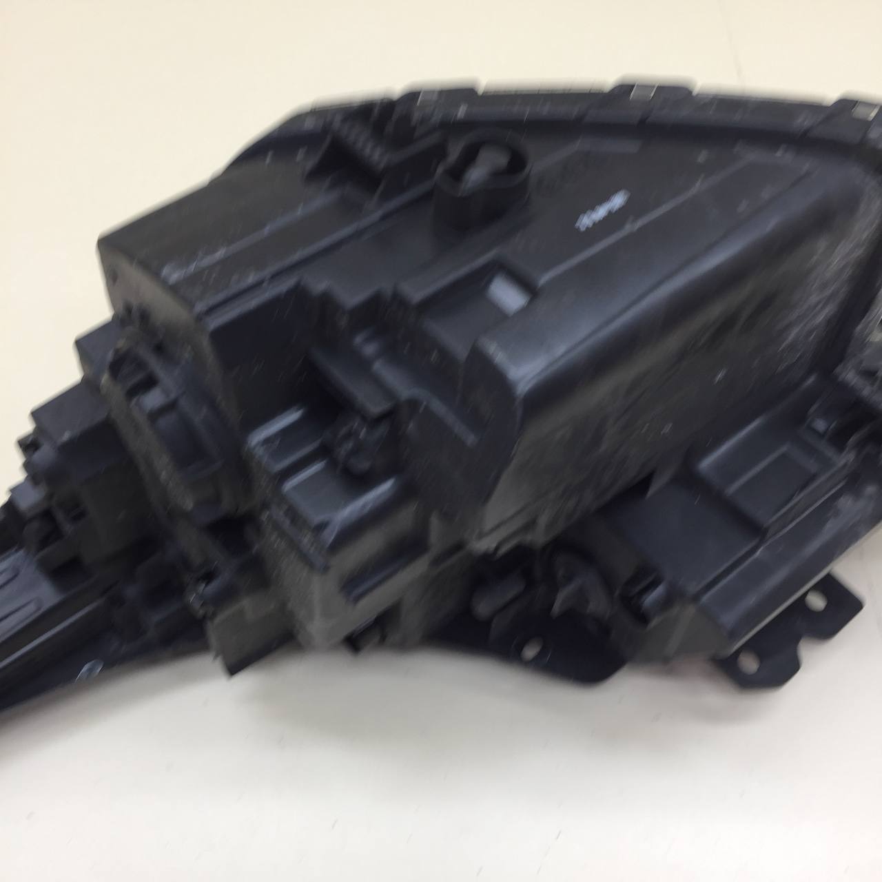 Фара правая Kia Seltos 2019>