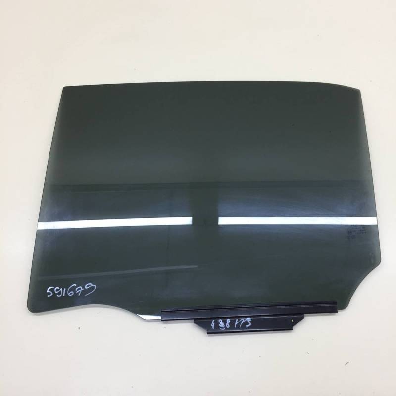 Стекло двери задней левой Kia Picanto (JA) 2017>