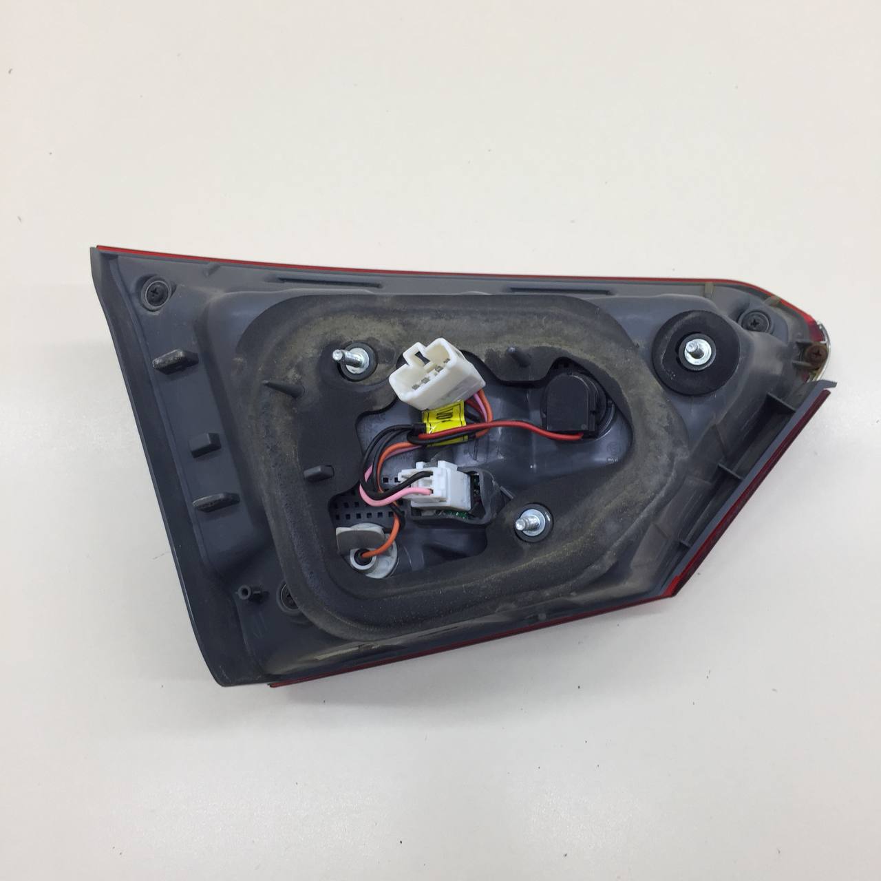 Фонарь задний внутренний правый Hyundai i40 (VF) 2011>