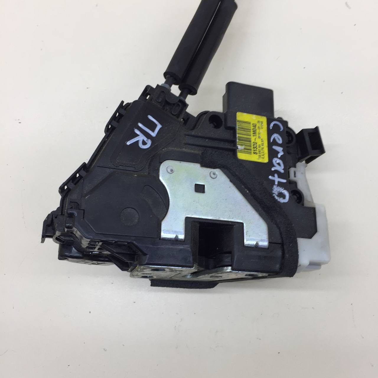 Замок двери передней правой Kia Cerato (TD) 2009-2013