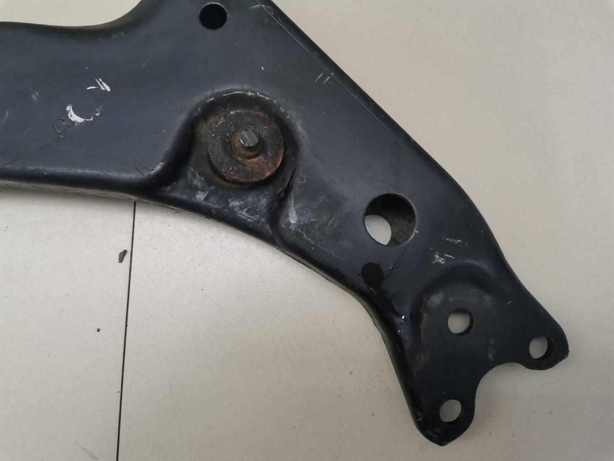 Рычаг передний правый Toyota Corolla E100 1991-1996 Рычаг передний правый Toyota Corolla E100 1991-1996