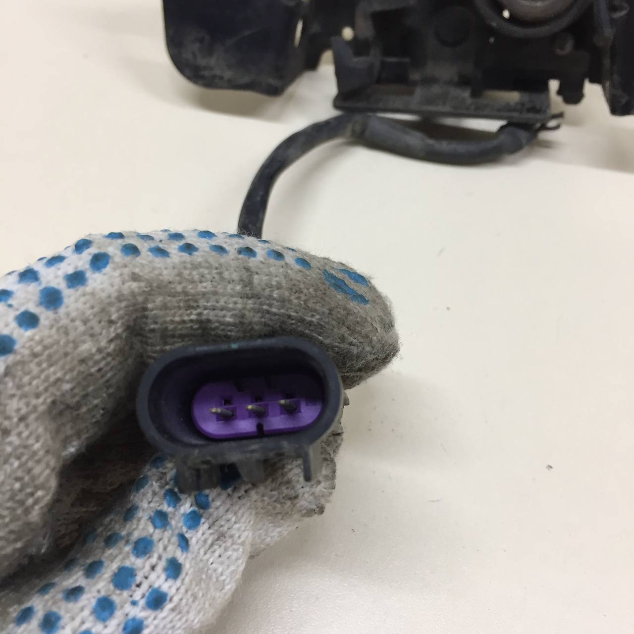 Замок капота Opel Astra J 2010-2017