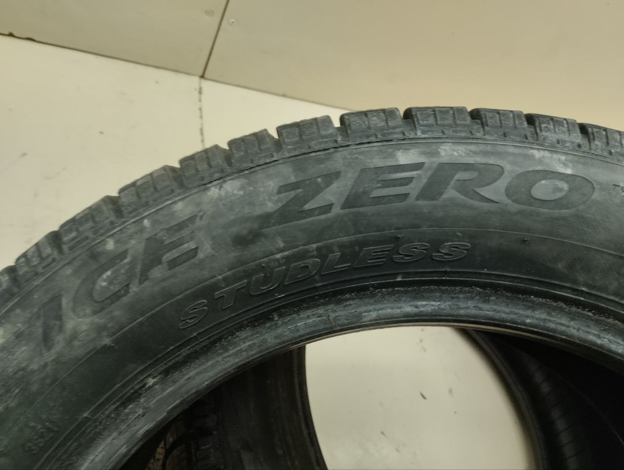 Шины к-кт R17 Зимние нешипованные PIRELLI ICE ZERO