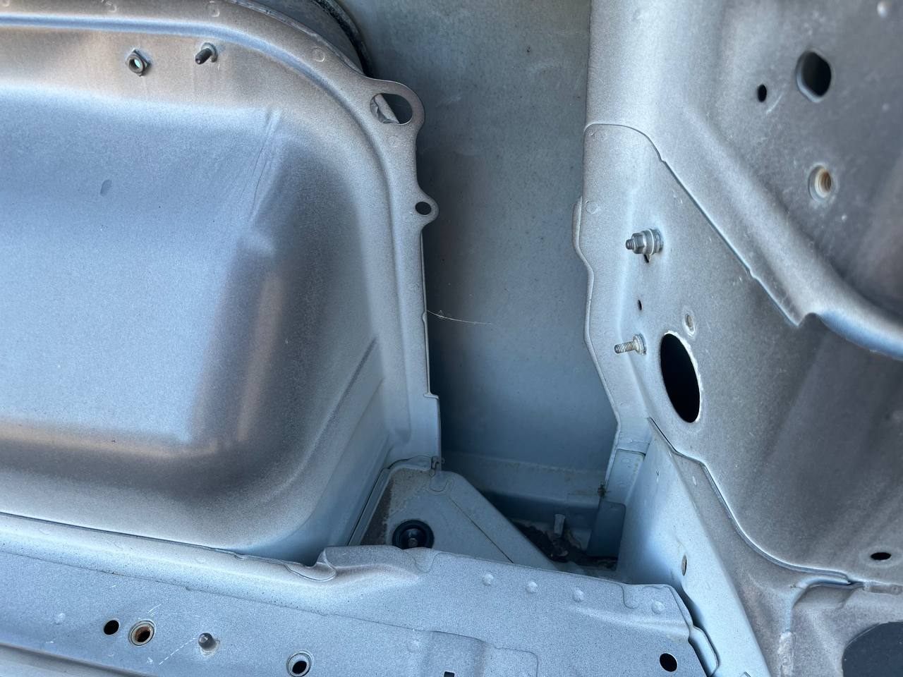 Крыло заднее правое Land Rover Discovery 3 (L319) 2004-2009