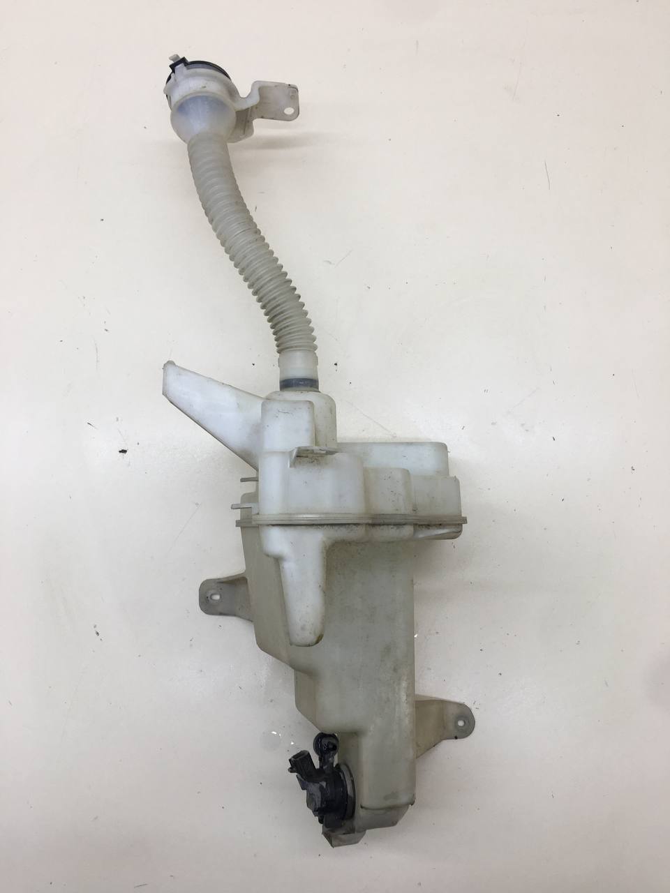 Бачок омывателя лобового стекла Toyota Rav 4 (XA40) 2013-2019