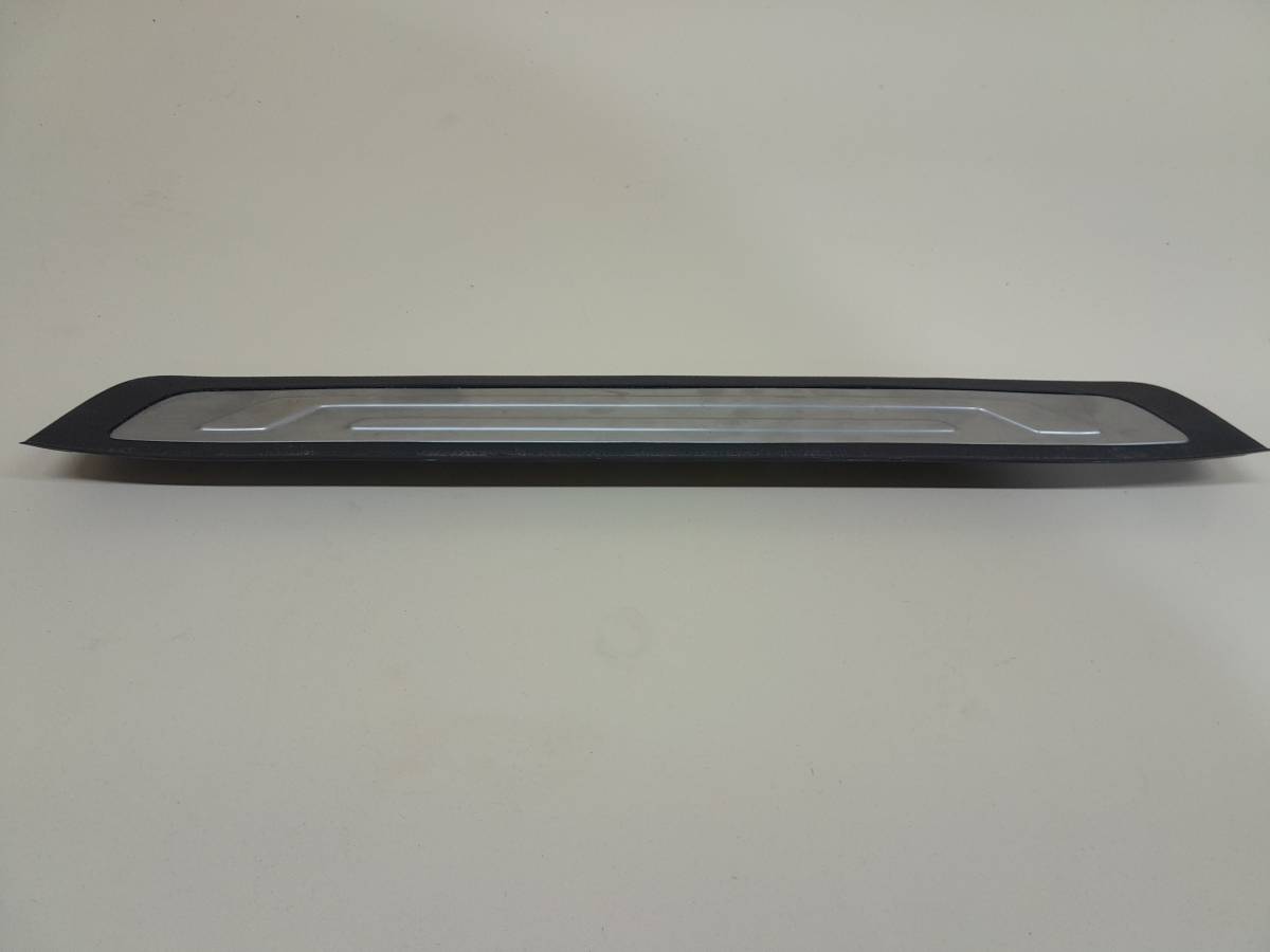 Накладка порога (внутренняя) Kia Sorento (XM) 2009-2021