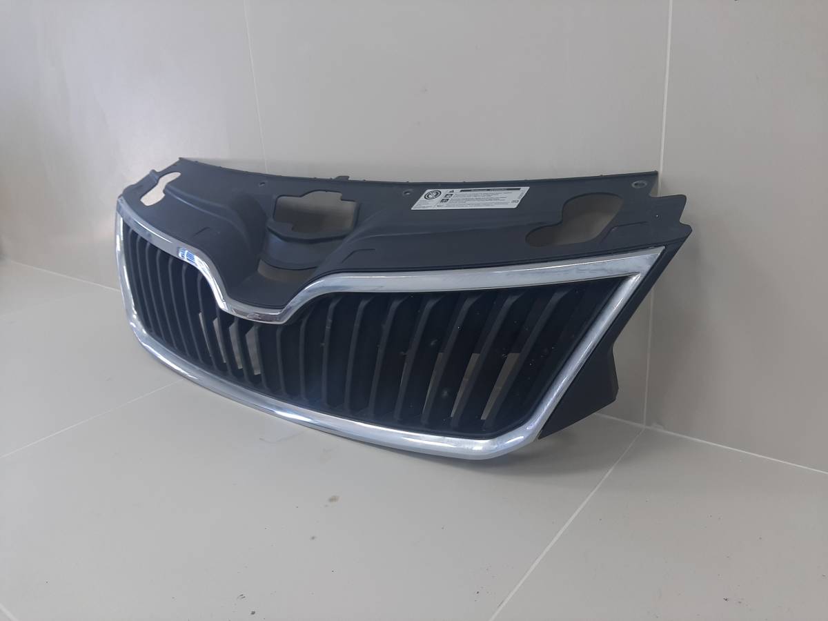 Решетка радиатора Skoda Rapid 2019>
