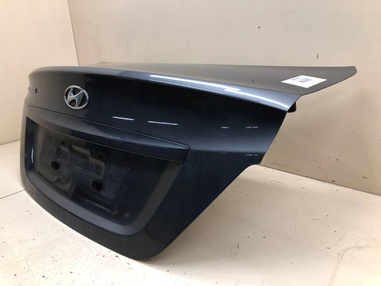 Крышка багажника Hyundai Solaris (RB) 2010-2017