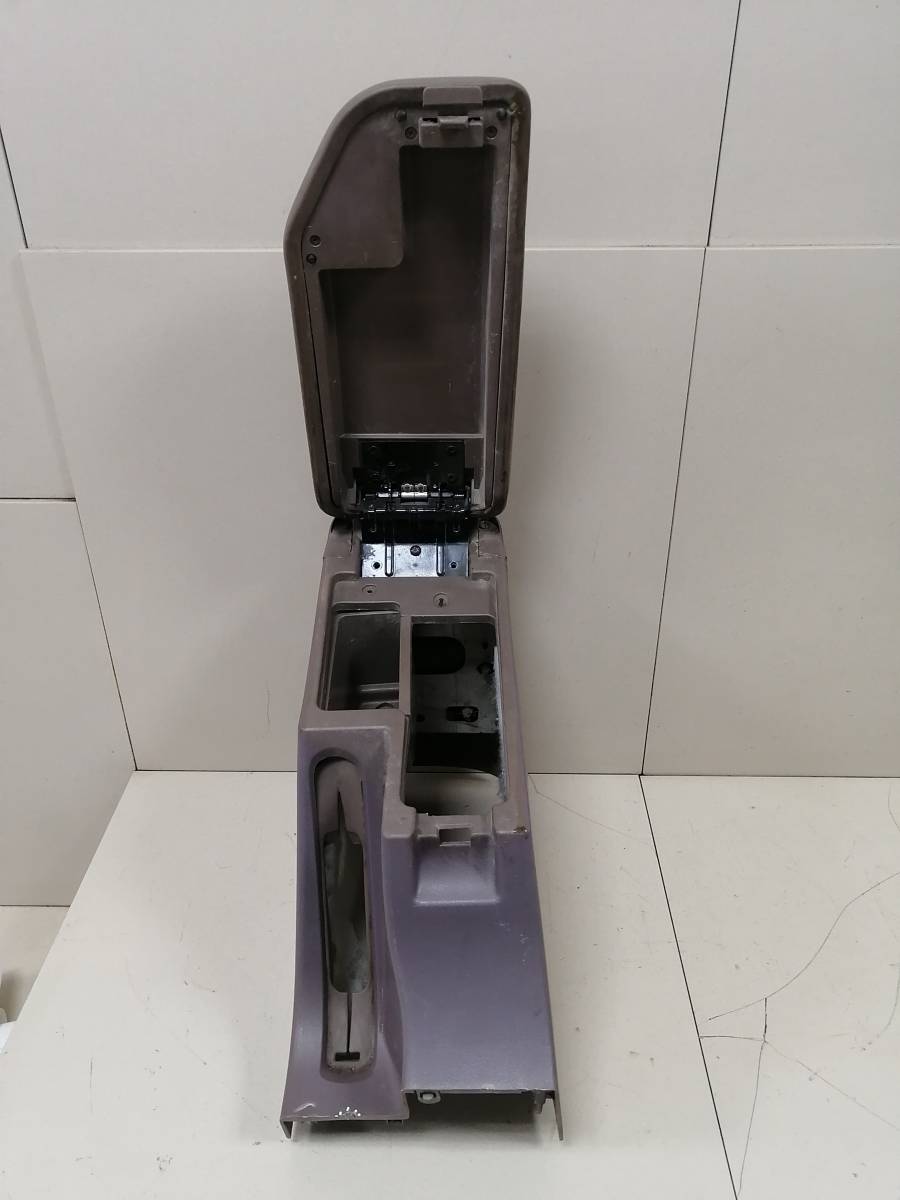 Подлокотник Great Wall H1 2005-2010