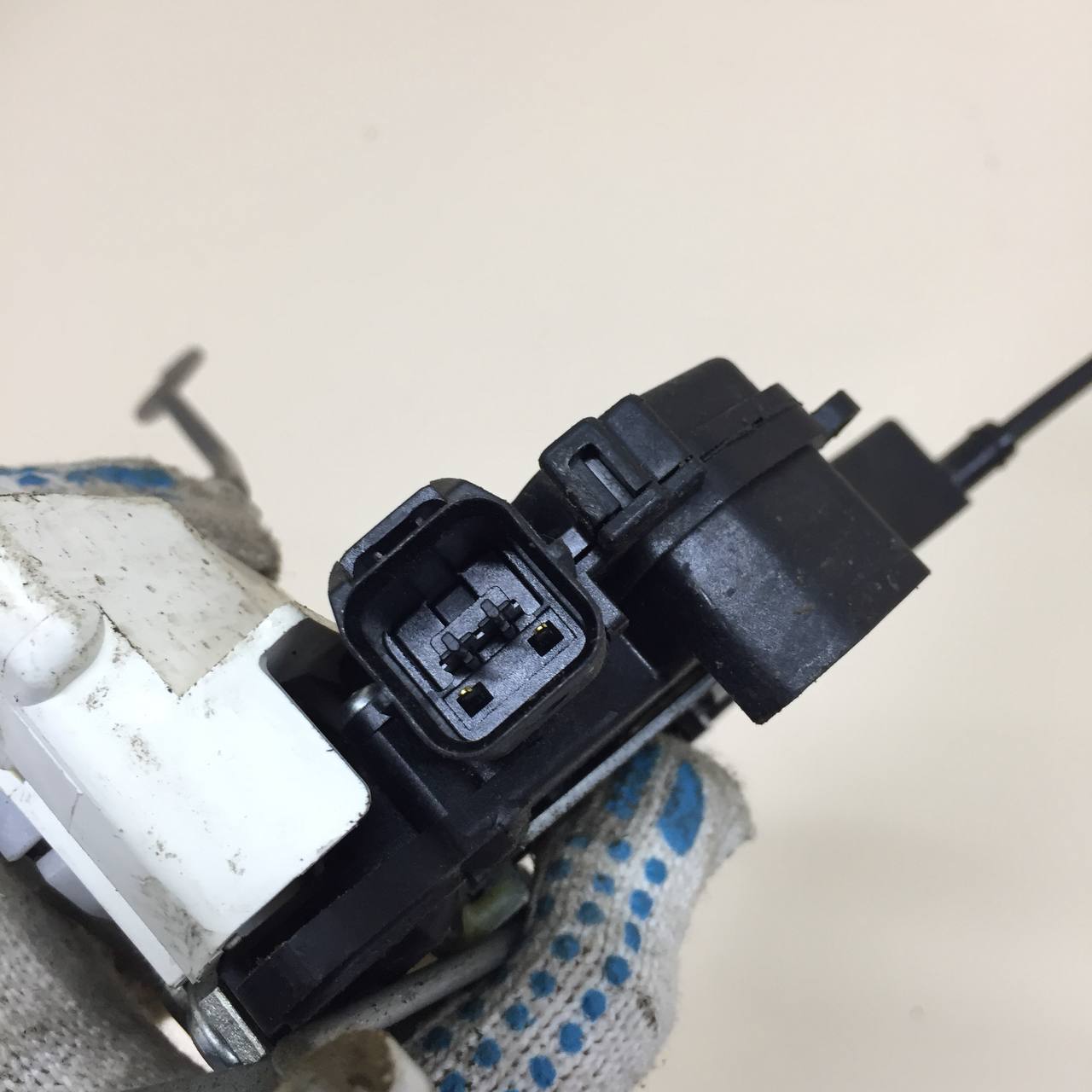 Замок двери передней правой Mitsubishi Lancer X (CX, CY)  2007>