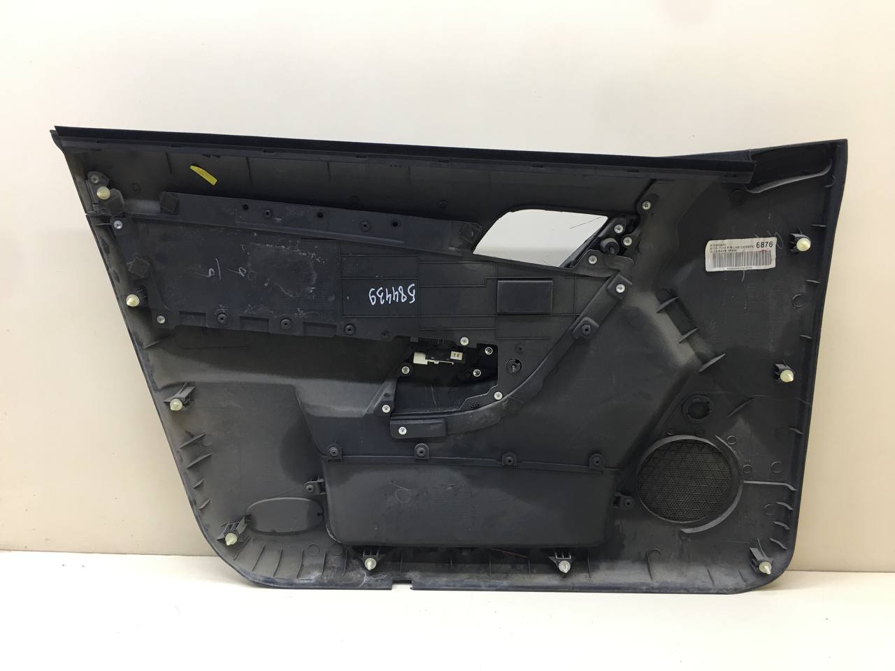 Обшивка двери передней правой Chevrolet Aveo T250 2005-2011