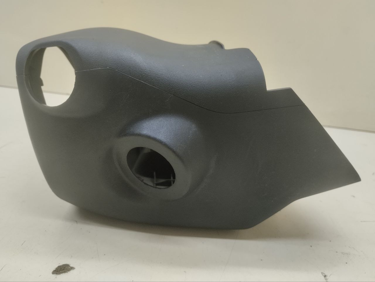Кожух рулевой колонки Toyota Corolla E180 2013-2019