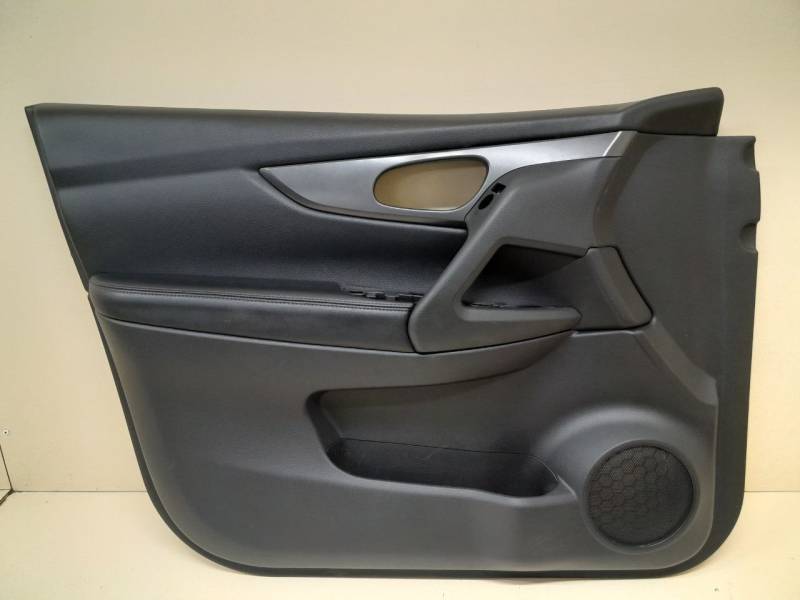 Обшивка двери передней левой Nissan Qashqai (J11) 2014>