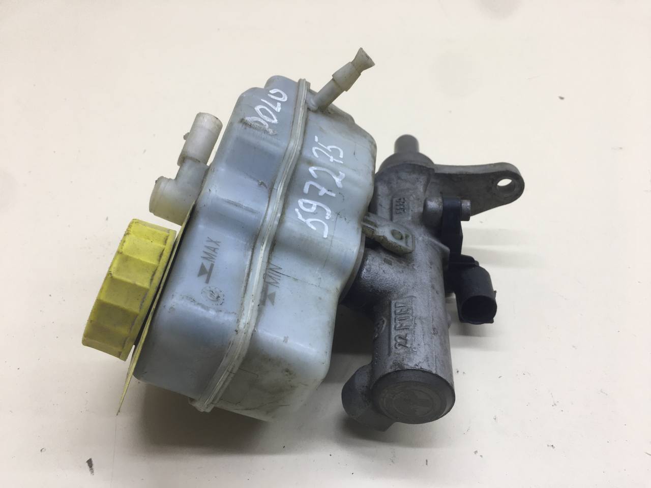 Цилиндр тормозной главный Volkswagen Polo (MK5) 2011-2020