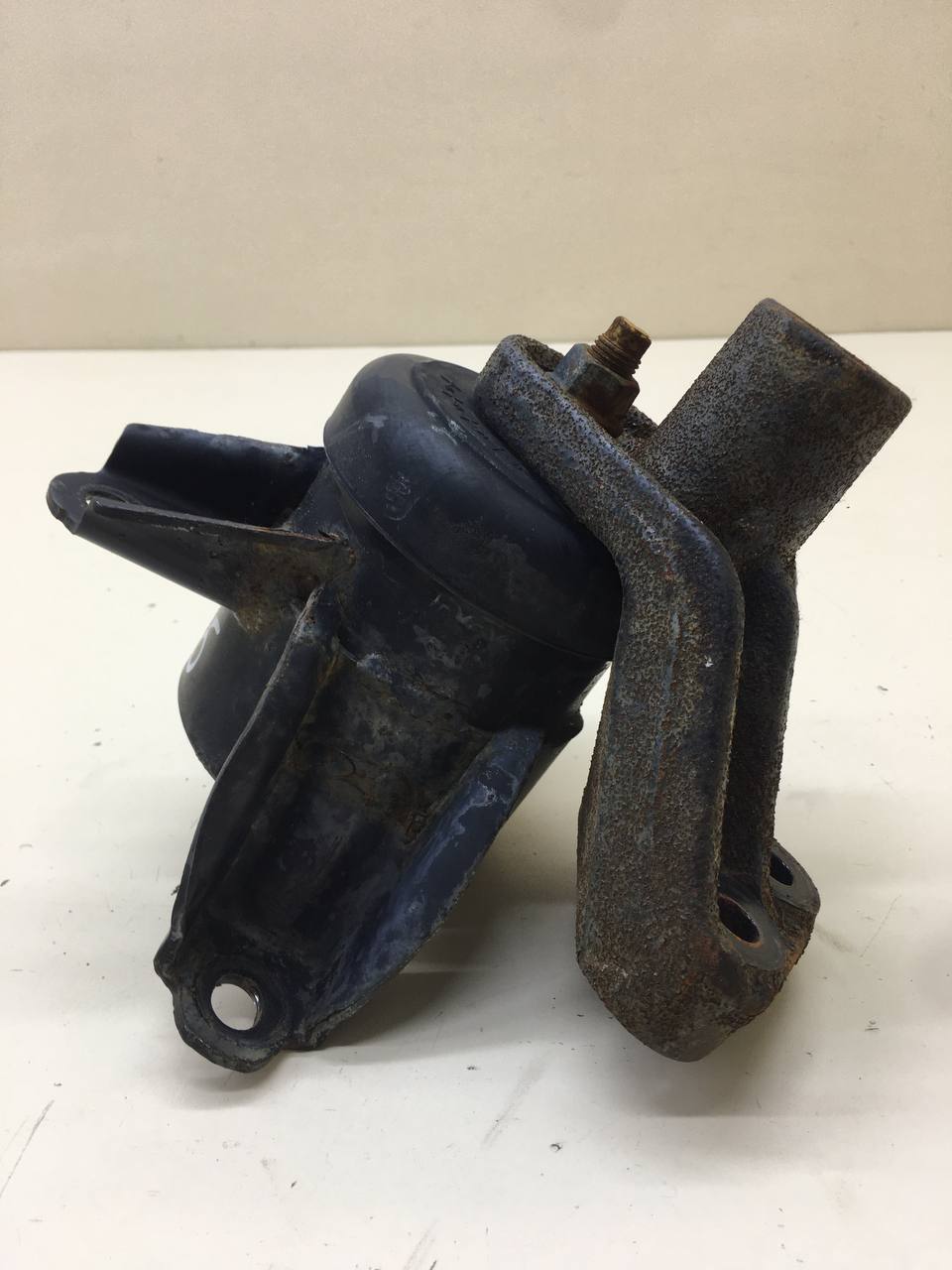 Опора двигателя правая Hyundai Solaris (RB) 2010-2017