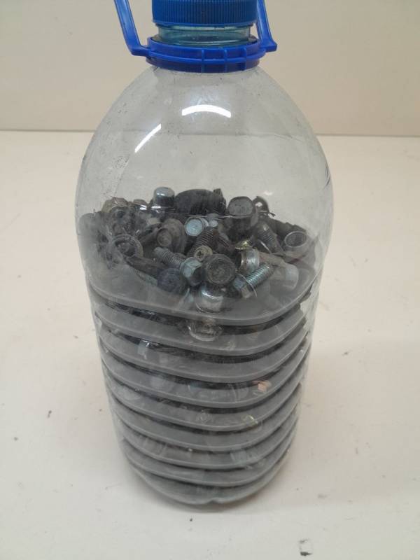 Болт Kia Spectra (SD) 2004-2011