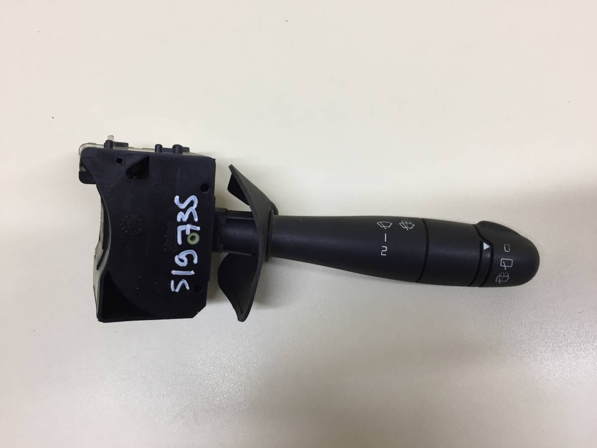 Переключатель стеклоочистителей Renault Duster (HSA, HSM) 2012>