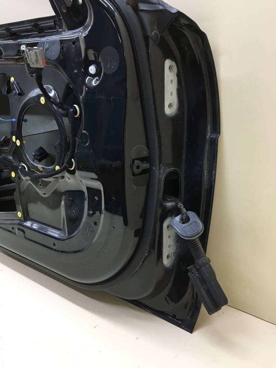 Дверь передняя левая Jaguar XE (760) 2014-2021