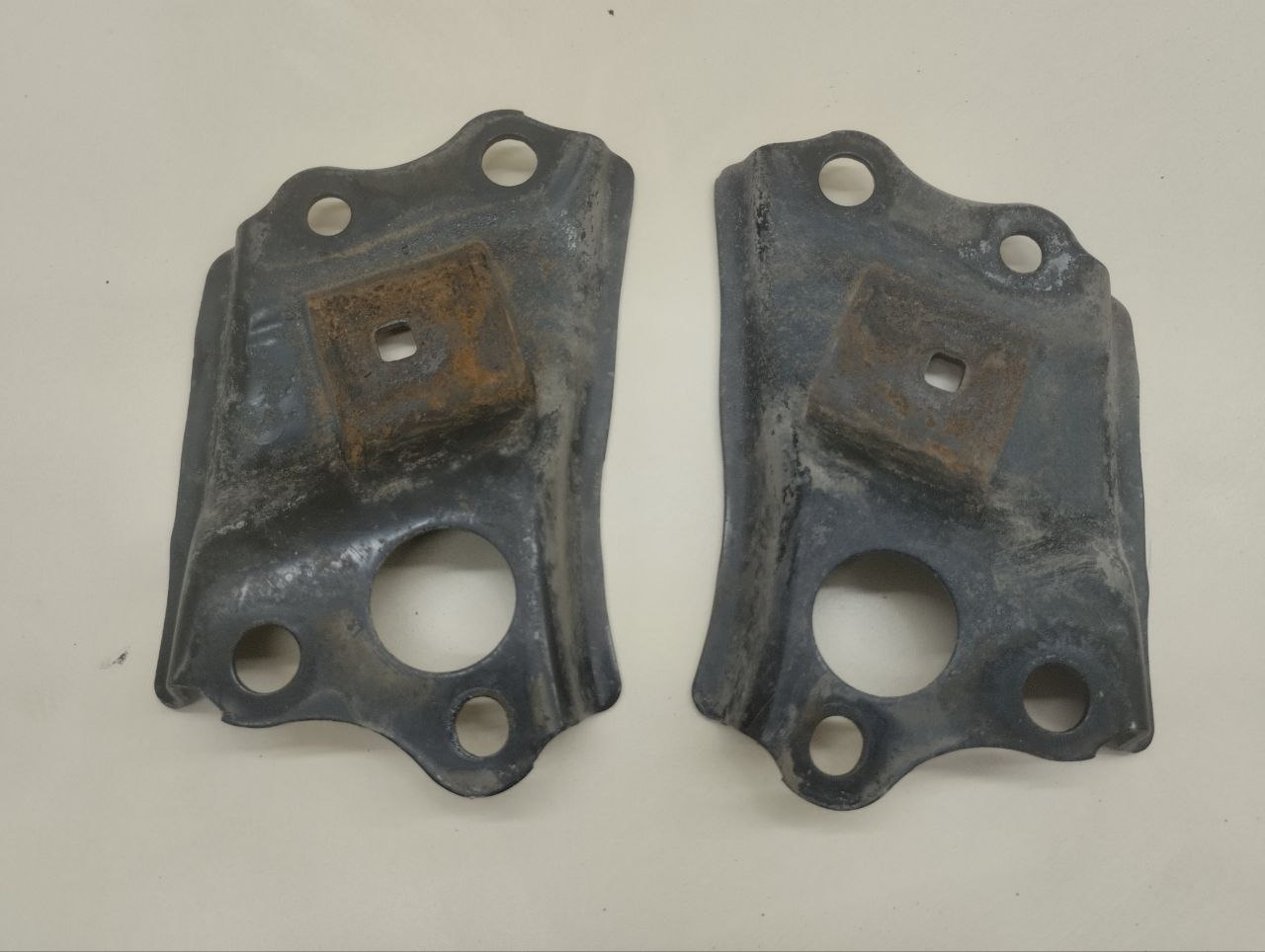 Кронштейн передней балки Toyota Rav 4 (A30) 2006-2013 Кронштейн передней балки Toyota Rav 4 (A30) 2006-2013