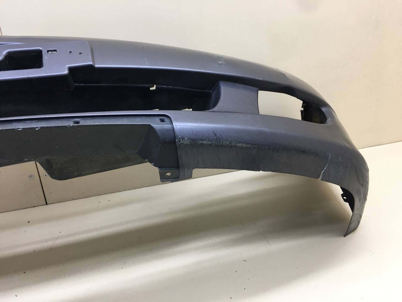 Бампер передний Mitsubishi Lancer 9  (CS/Classic) 2000-2011