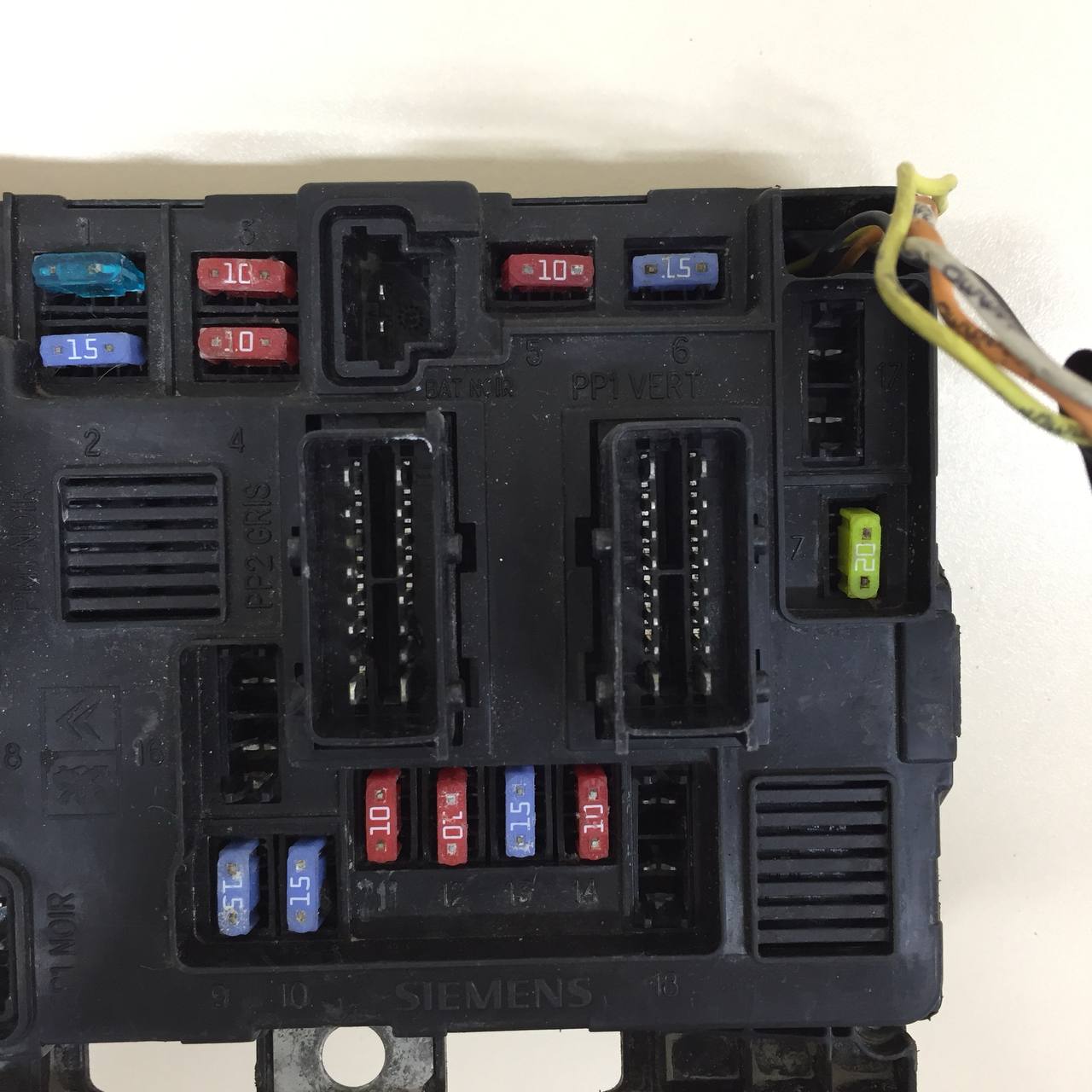Блок комфорта Peugeot 206 1998-2012 Блок комфорта Peugeot 206 1998-2012