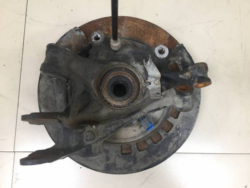 Кулак поворотный задний правый Volkswagen Touareg (7L) 2002-2010