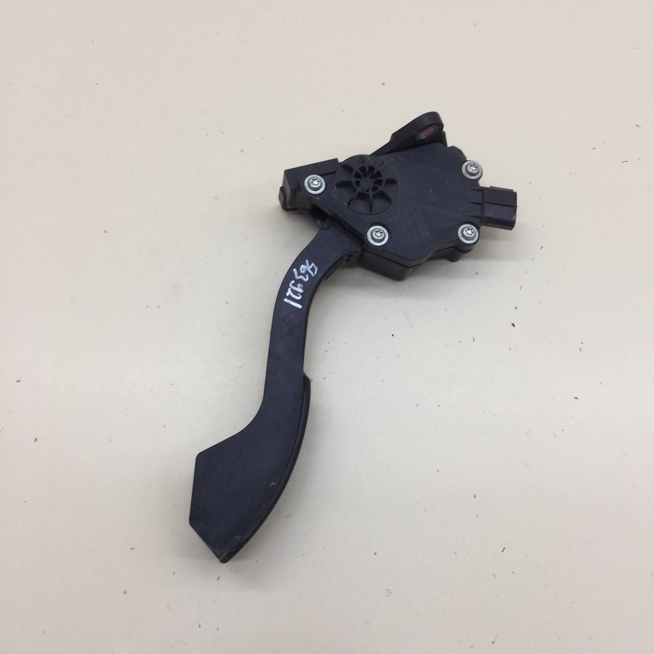 Педаль газа Toyota Corolla E150 2006-2013