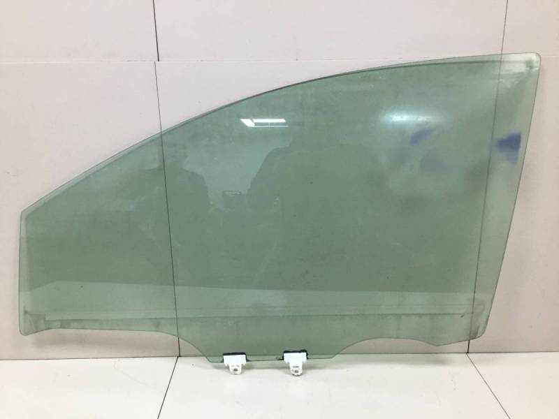 Стекло двери передней левой Nissan Note (E11) 2006-2013