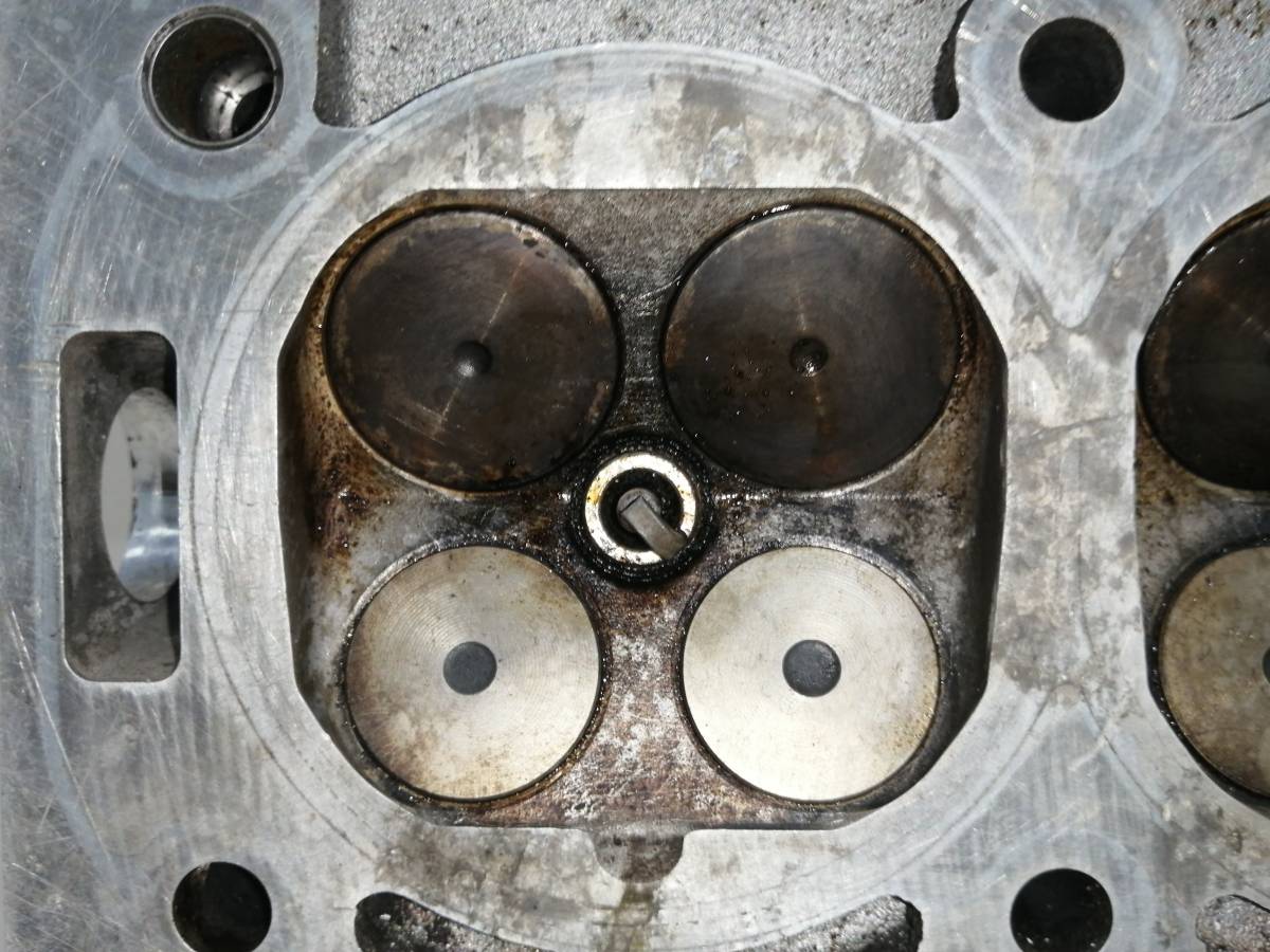Головка блока цилиндров Volkswagen Polo (MK5) 2011-2020 Головка блока цилиндров Volkswagen Polo (MK5) 2011-2020