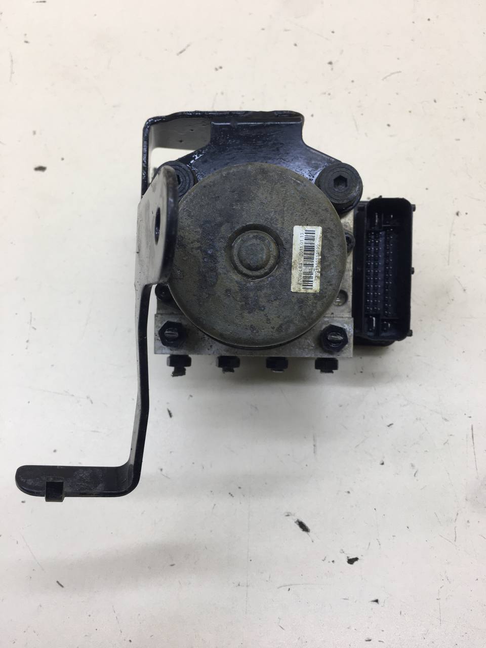 Блок ABS (насос) Kia Cerato (TD) 2009-2013