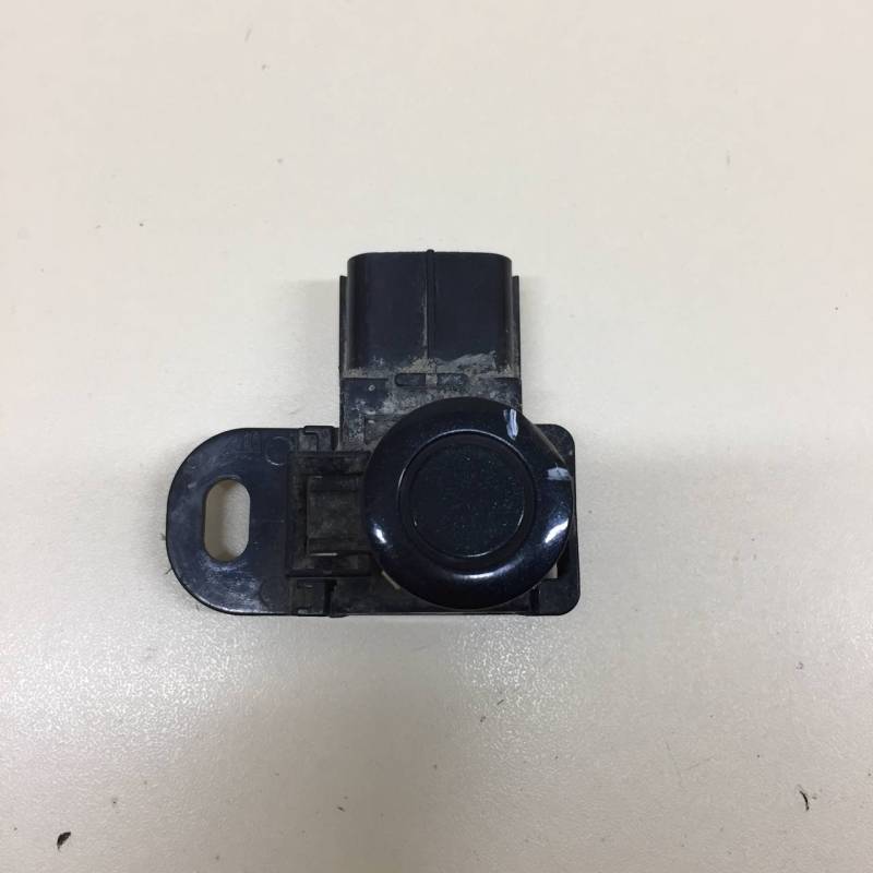 Датчик парковки Toyota Camry (V50) 2011-2017 Датчик парковки Toyota Camry (V50) 2011-2017