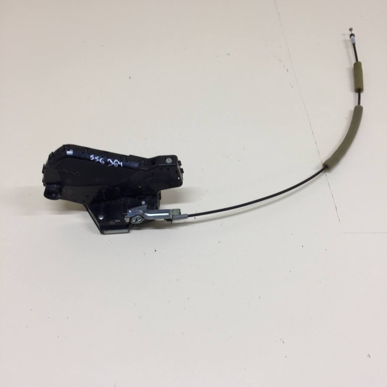 Замок багажника Toyota Land Cruiser Prado (J150) 2009-2022 Замок багажника Toyota Land Cruiser Prado (J150) 2009-2022