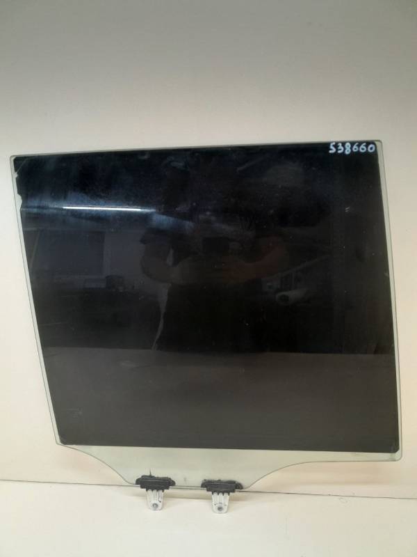 Стекло двери задней правой Suzuki Grand Vitara 2005-2015