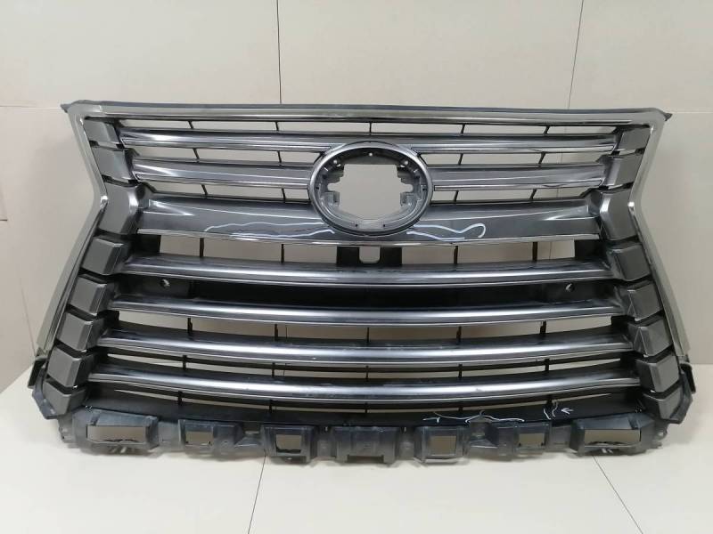 Решетка радиатора Lexus LX450D/570 2015>