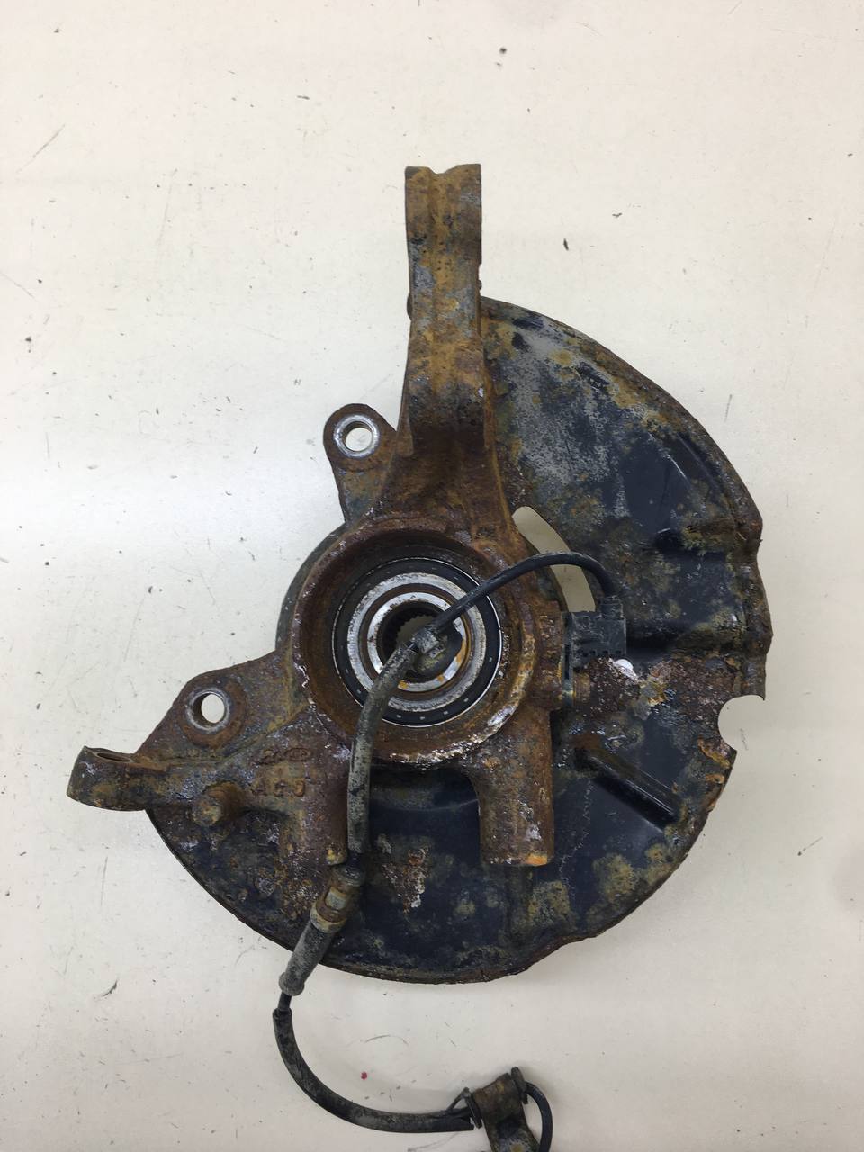 Кулак поворотный передний левый Kia Cerato (TD) 2009-2013