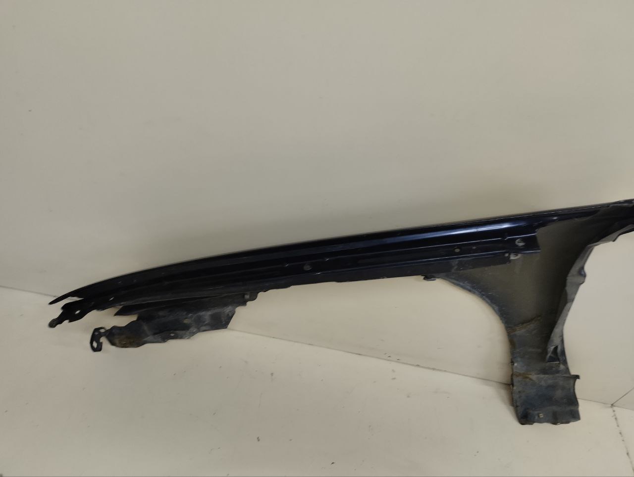 Крыло переднее правое Nissan Almera (N16) 2000-2006 Крыло переднее правое Nissan Almera (N16) 2000-2006