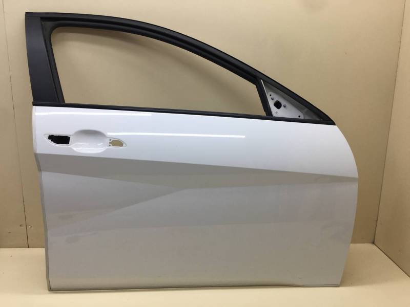 Дверь передняя правая Hyundai Elantra (CN7) 2020> Дверь передняя правая Hyundai Elantra (CN7) 2020>