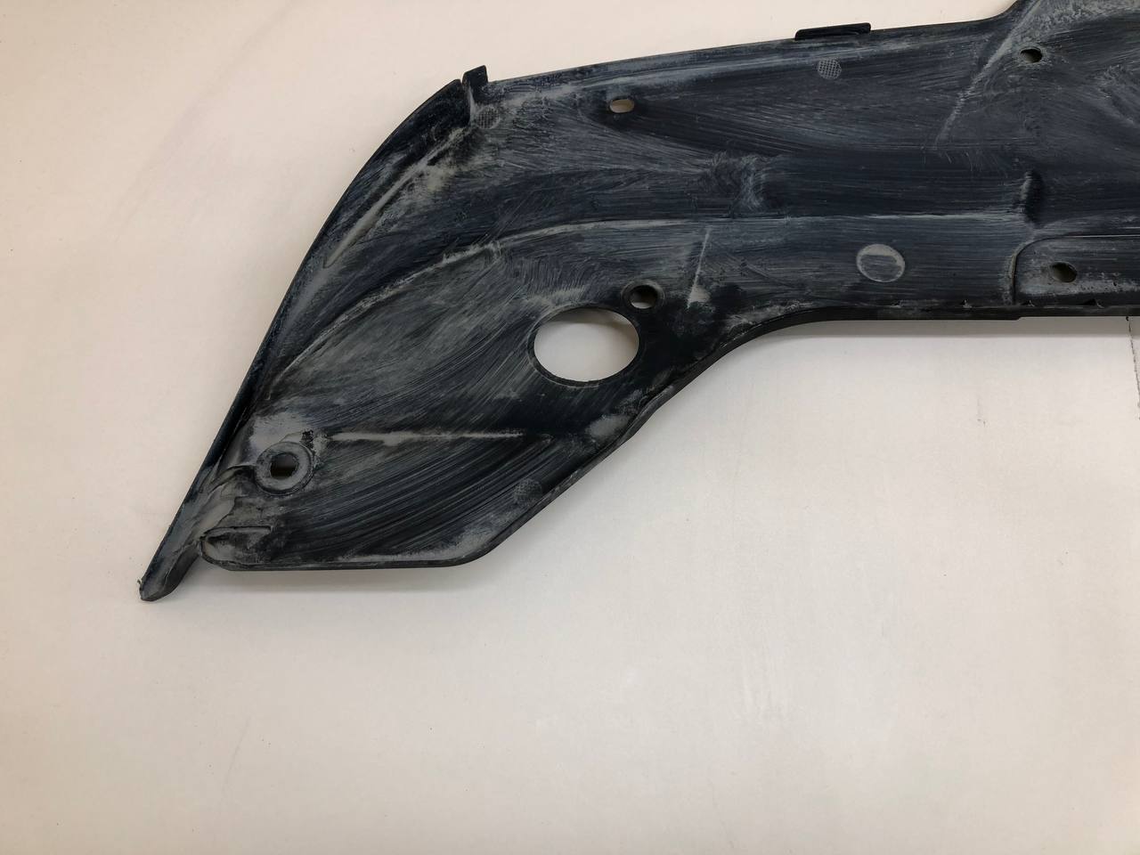 Кожух замка капота Nissan Almera 3 (G11, G15) 2012>