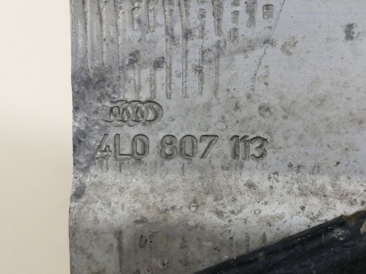 Усилитель переднего бампера Audi Q7 (4L) 2005-2015