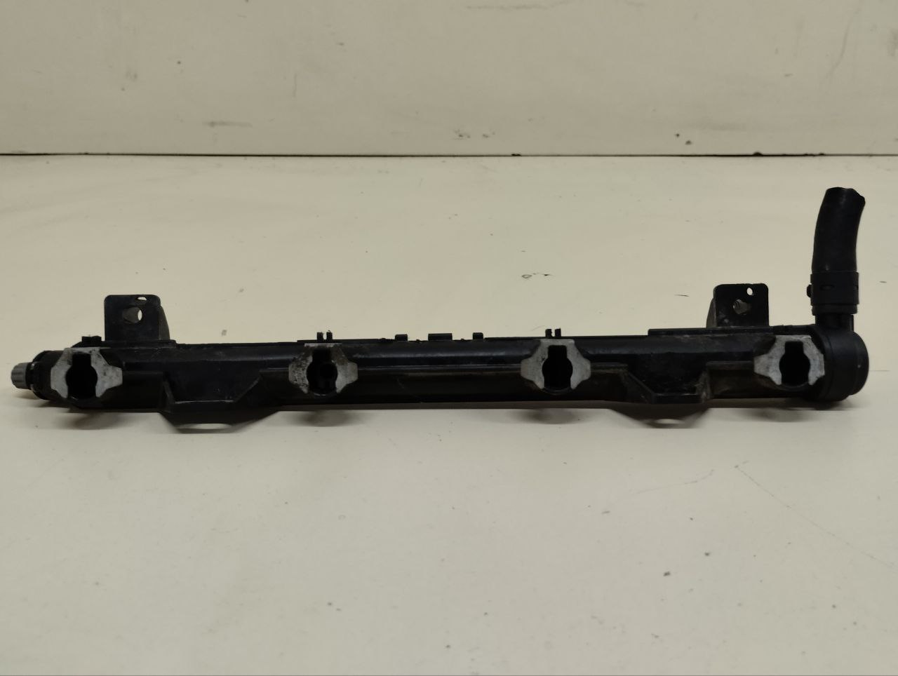 Рейка топливная (рампа) Volkswagen Polo (MK5) 2011-2020 Рейка топливная (рампа) Volkswagen Polo (MK5) 2011-2020