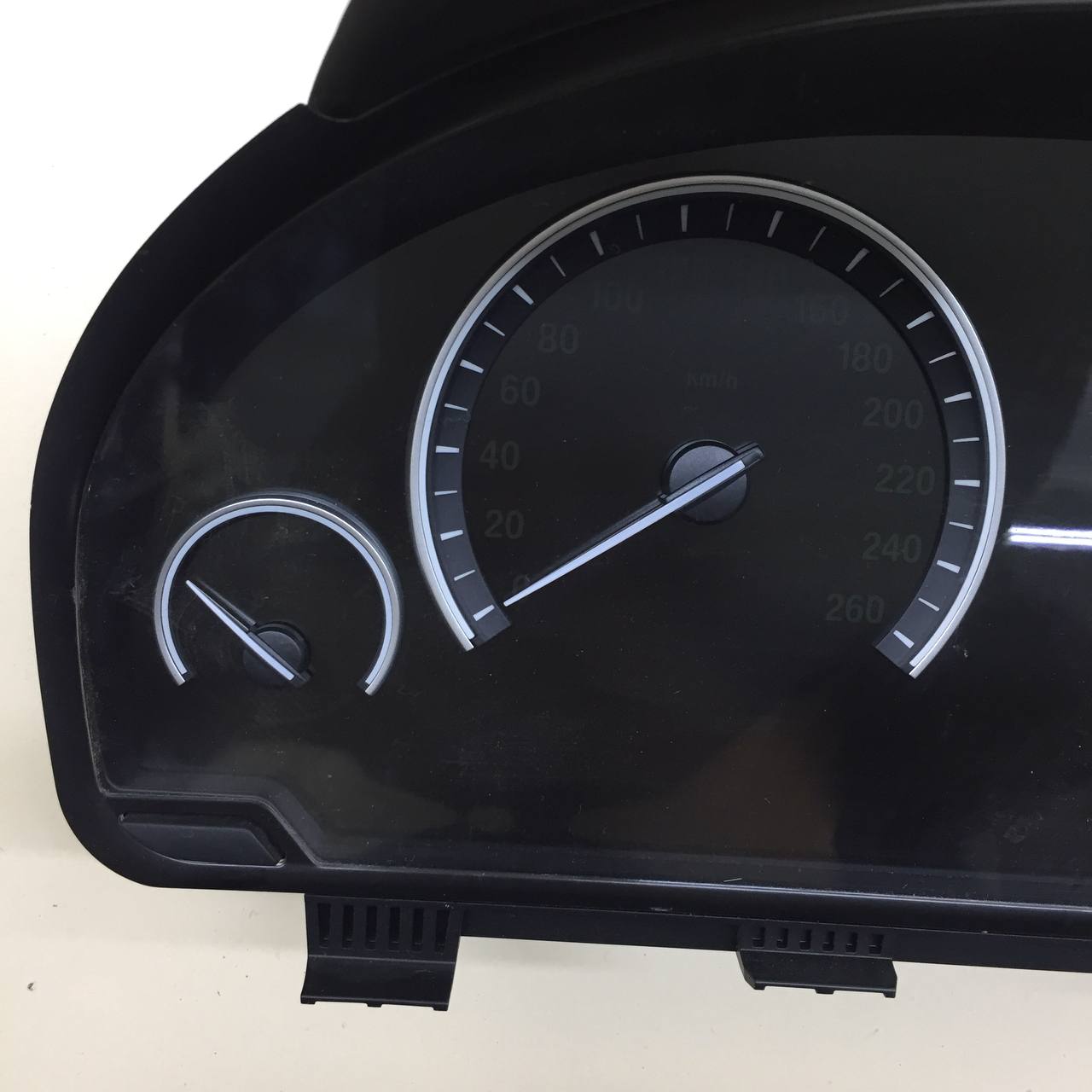 Панель приборов BMW X5 F15/F85 2013-2018 Панель приборов BMW X5 F15/F85 2013-2018