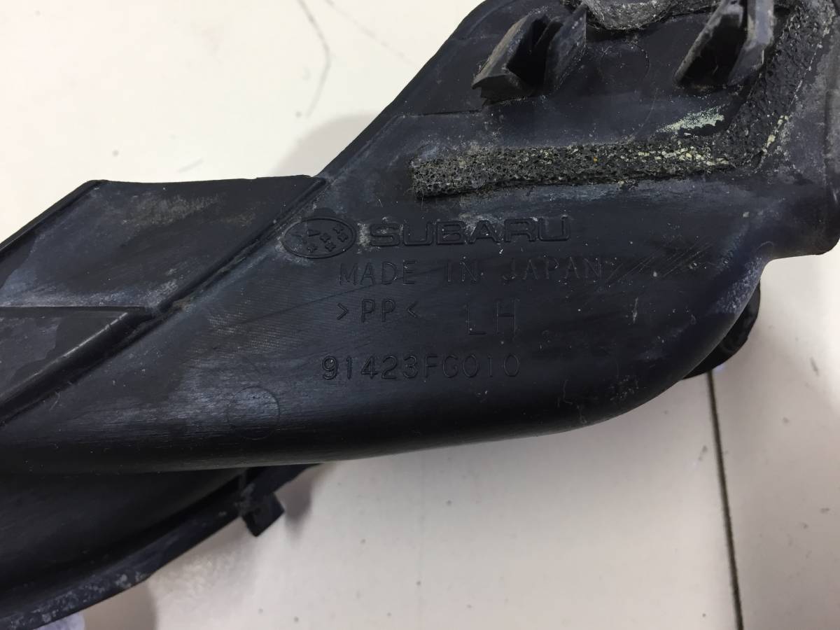 Накладка лобового стекла Subaru Impreza (G12) 2007-2012