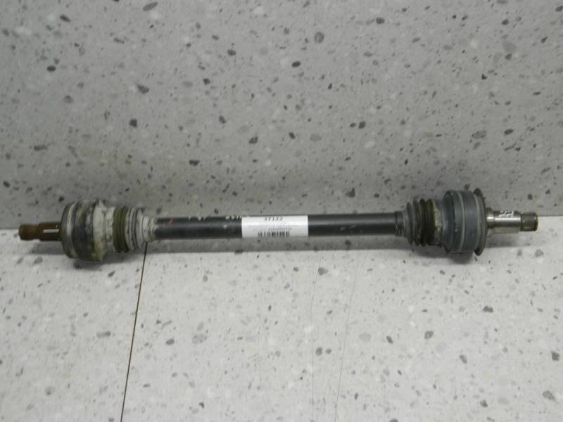 Полуось задняя левая Mercedes-Benz C-Class (W204) 2007-2014