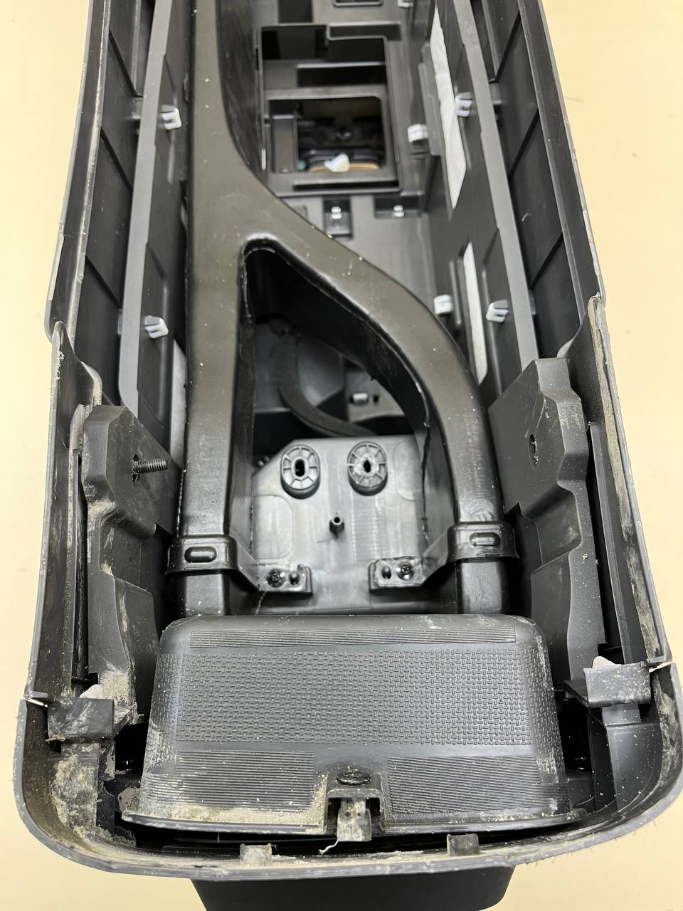 Консоль центральная Jetour Dashing 2022>