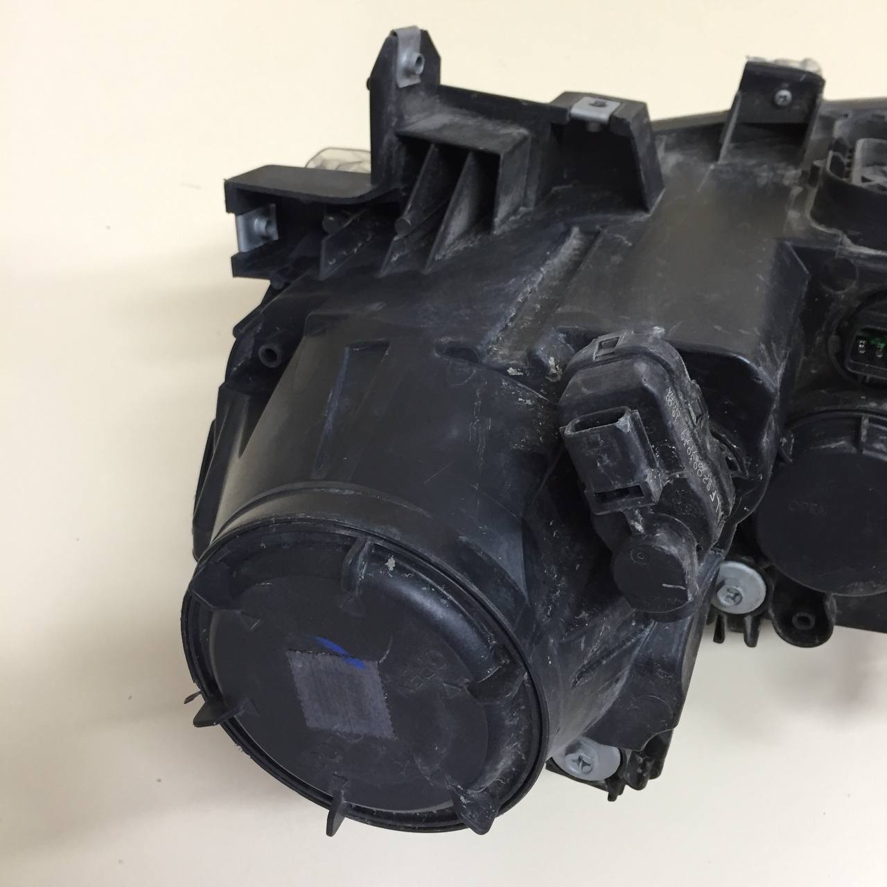 Фара правая Haval H6 2014-2020 Фара правая Haval H6 2014-2020